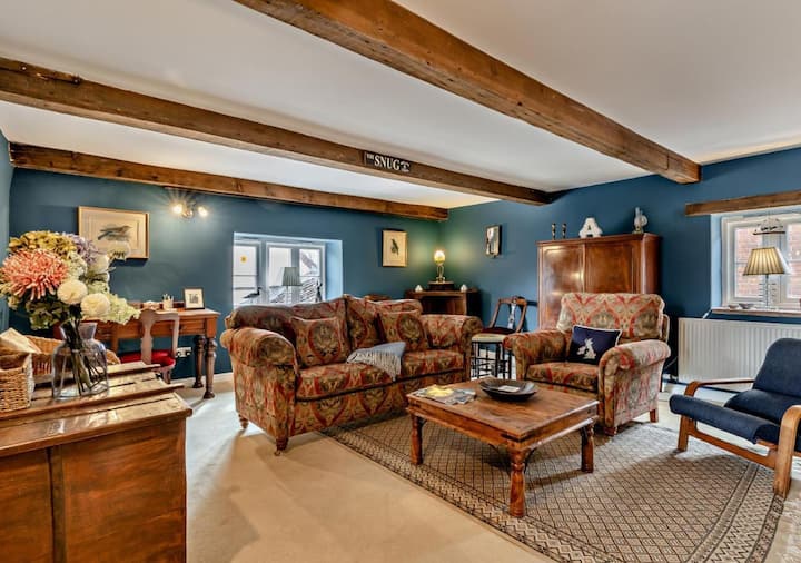 The Snug, Spacious Apartment In Holt Norfolk - Holt