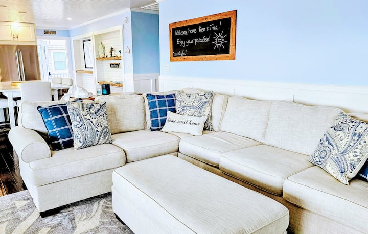 Tranquility, Pool, Ocean Access, Boat Lift - Sanibel Island, FL