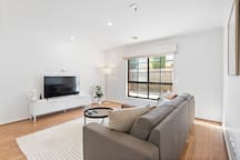 Tullamarine Landing * rental in Tullamarine
