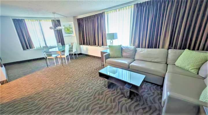 Spacious 1br Sunset Views For Miles | Free Parking - Atlantic City, NJ