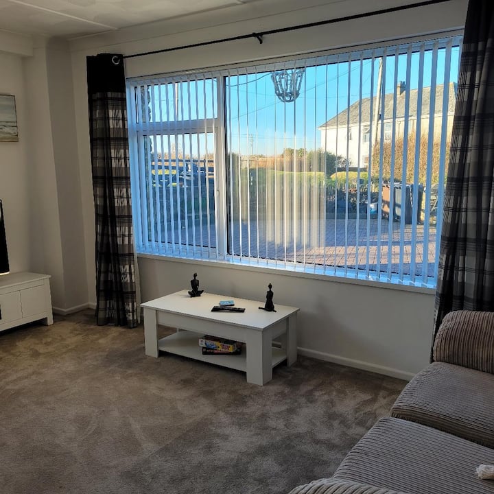 Entire Annex Hessary View Flat. St Martin, Looe - Looe