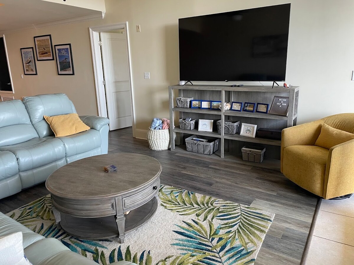 Top performing Airbnb: Beachfront & Beautiful - 3BR/2BA - Dauphin Island in Dauphin Island
