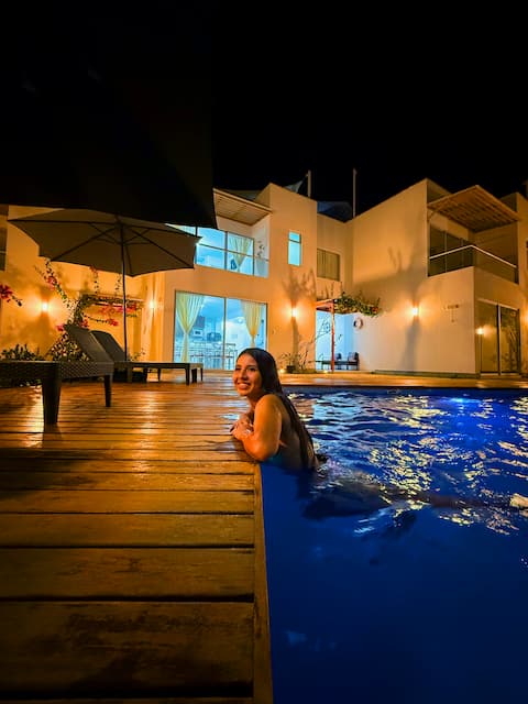 House in front of the sea, air-conditioned condo, 2 floors + terrace