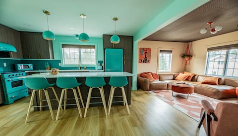 Retro Luxe Getaway | Hot Tub & Trail Access!