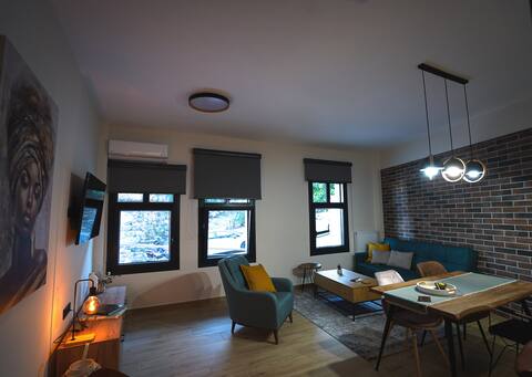 Top Airbnb: IRIDA Beyond The Castle in δήμος νεάπολης συκεών