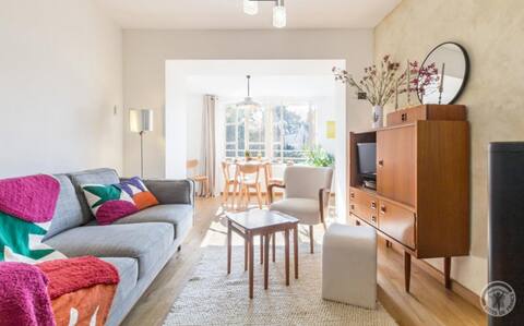 Successful Airbnb property: Charming renovated house 15 minutes' walk from the sea. in Agon Coutainville