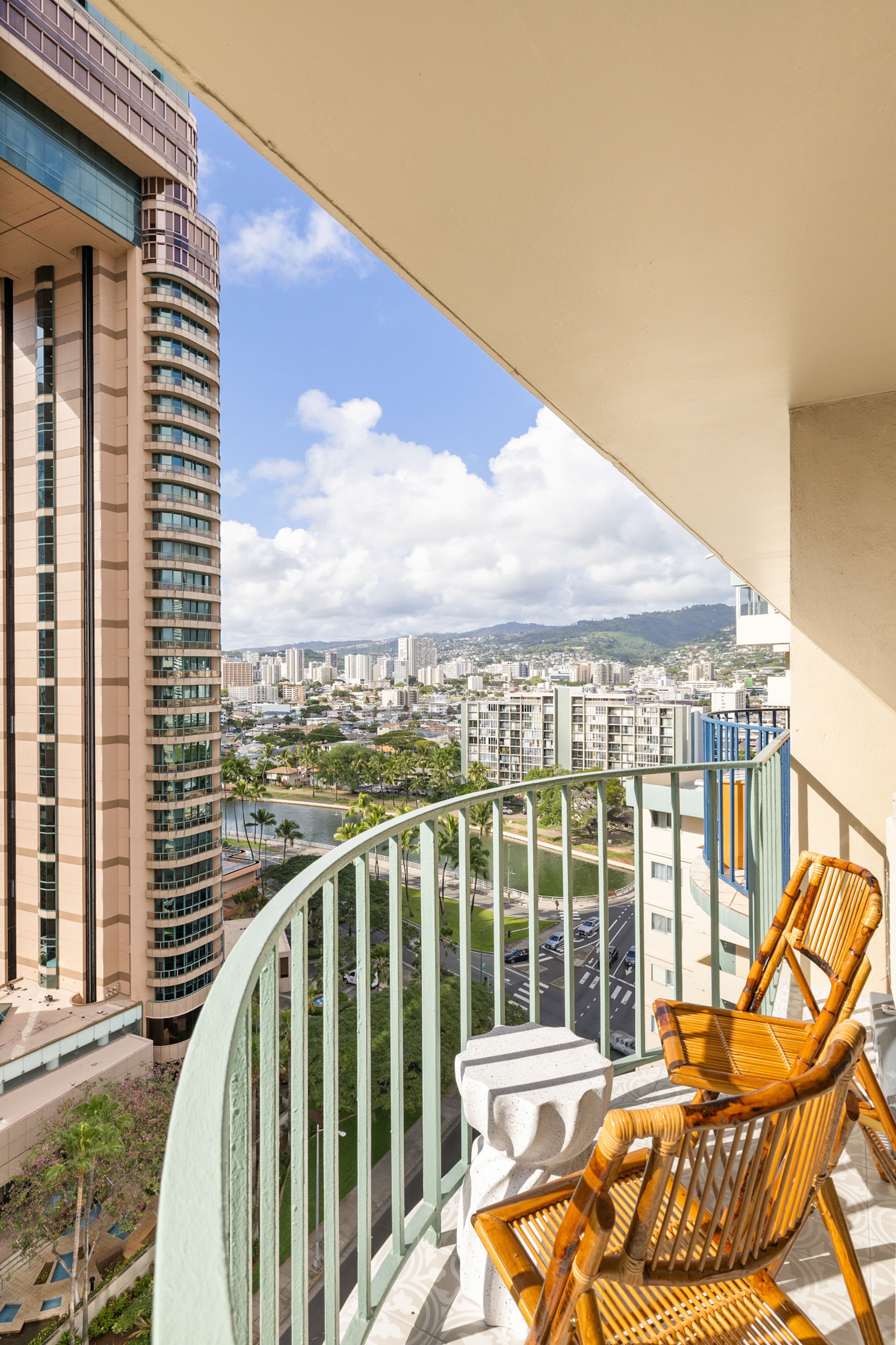 Aloha Kai Chic 2b Washer/Parking - Image 72