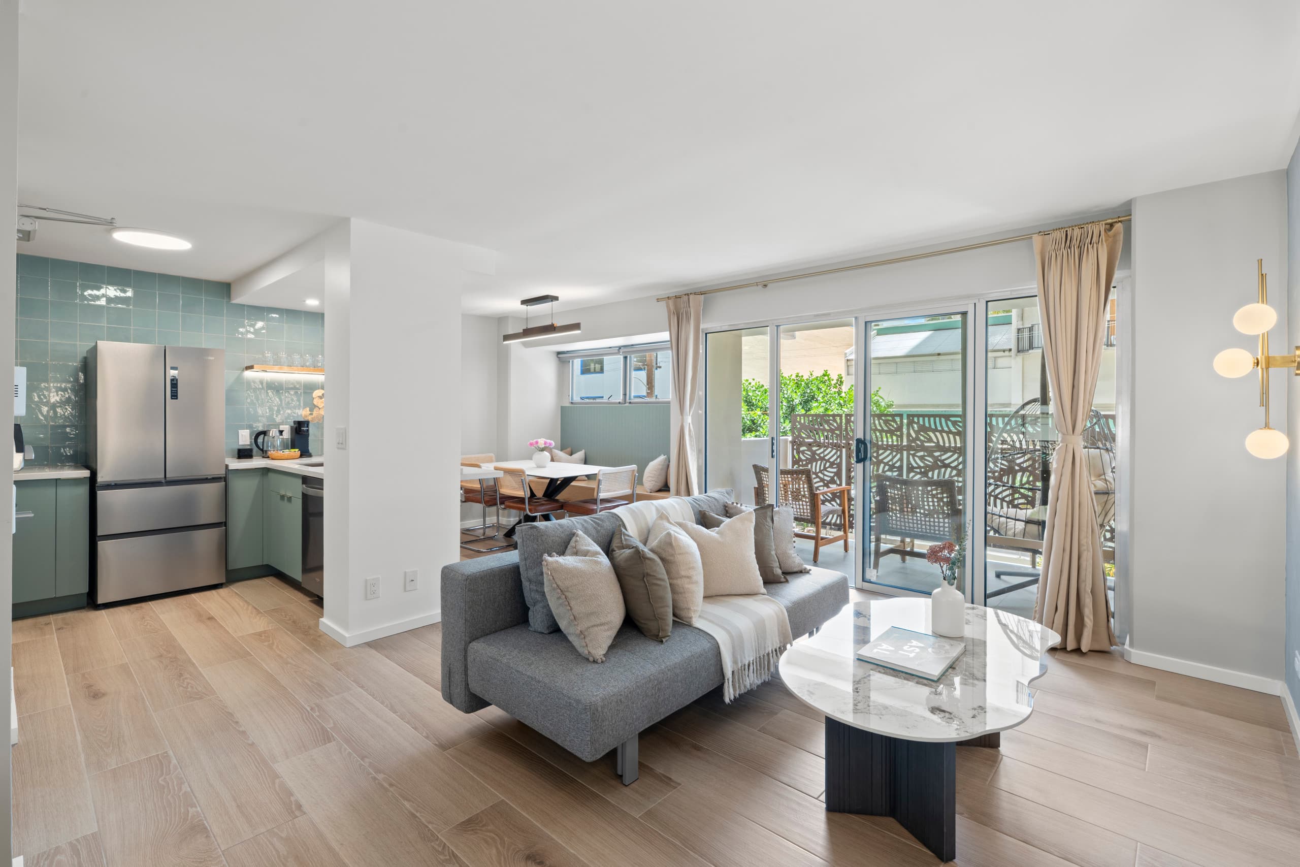 Condo in Honolulu · ★5.0 · 2 bedrooms · 5 beds · 2 baths - Image 8