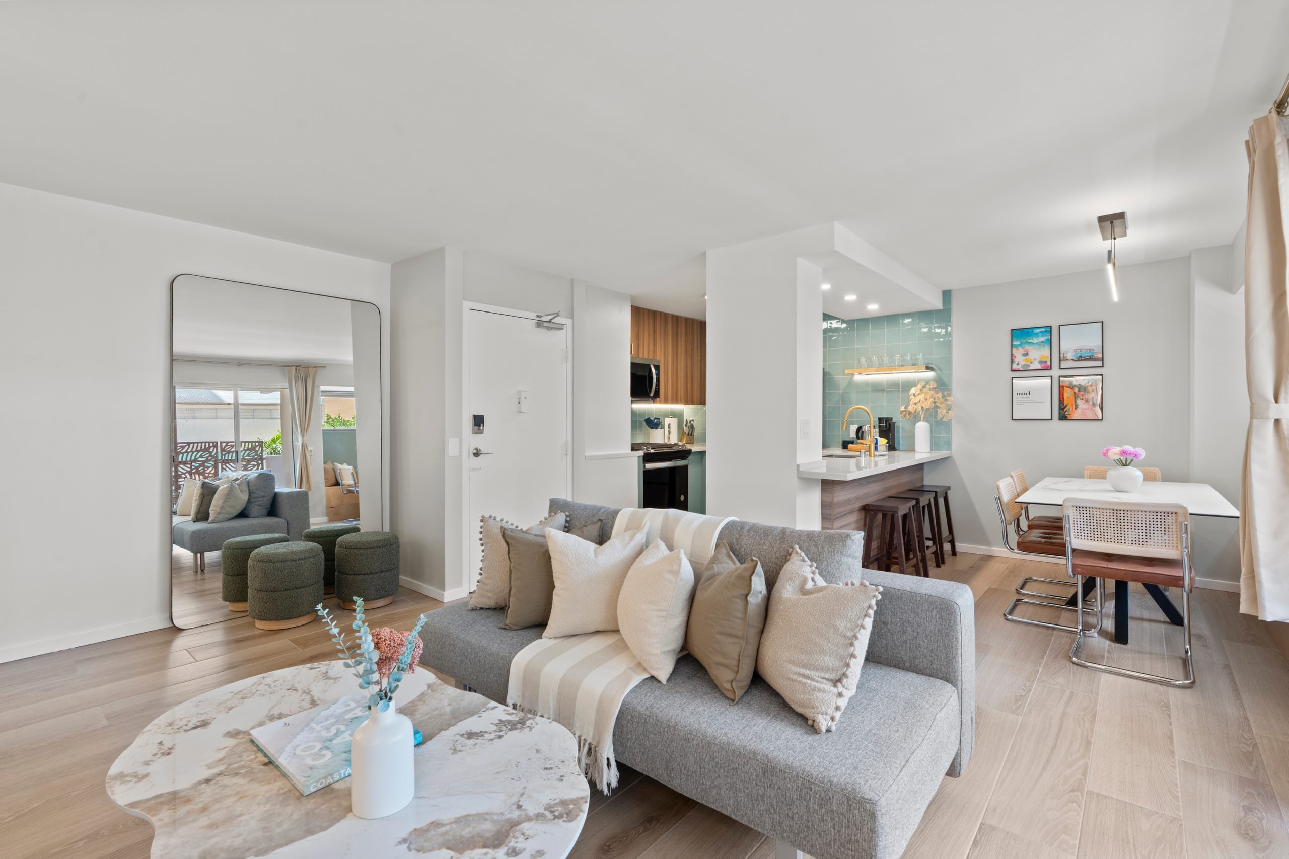 Condo in Honolulu · ★5.0 · 2 bedrooms · 5 beds · 2 baths - Image 7