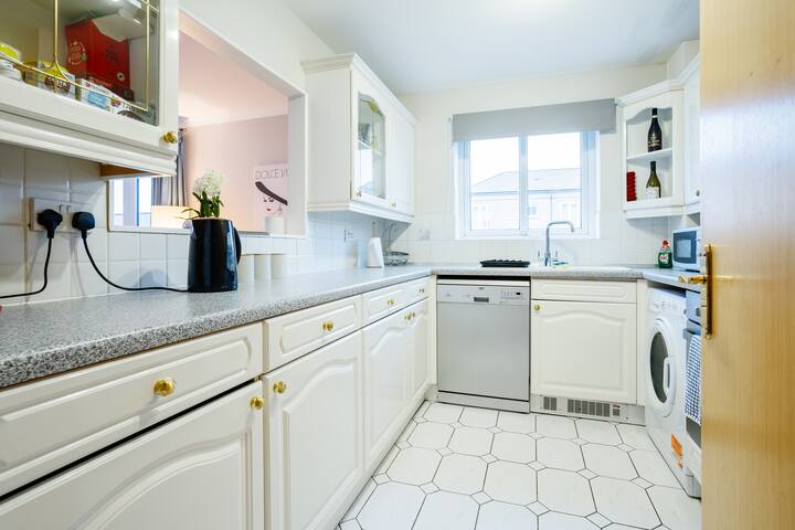 Wharfside Living gallery image 2