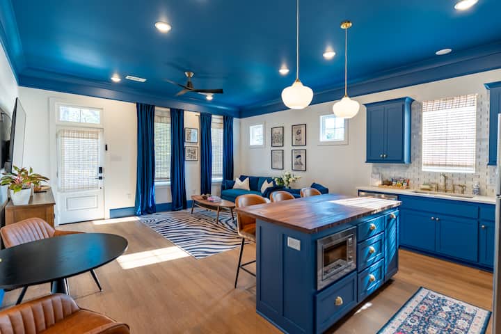 Near Lsu • Art Deco Home • Clean & Quiet Stay - Baton Rouge, LA