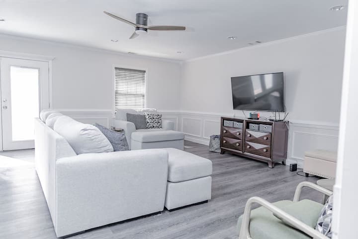 Sprawling Sandfly With Bonus Rooms Galore. - Savannah, GA
