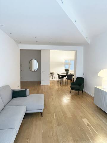 Floresa Vatican Elite: Luxury Stay Near Vatican gallery image 4