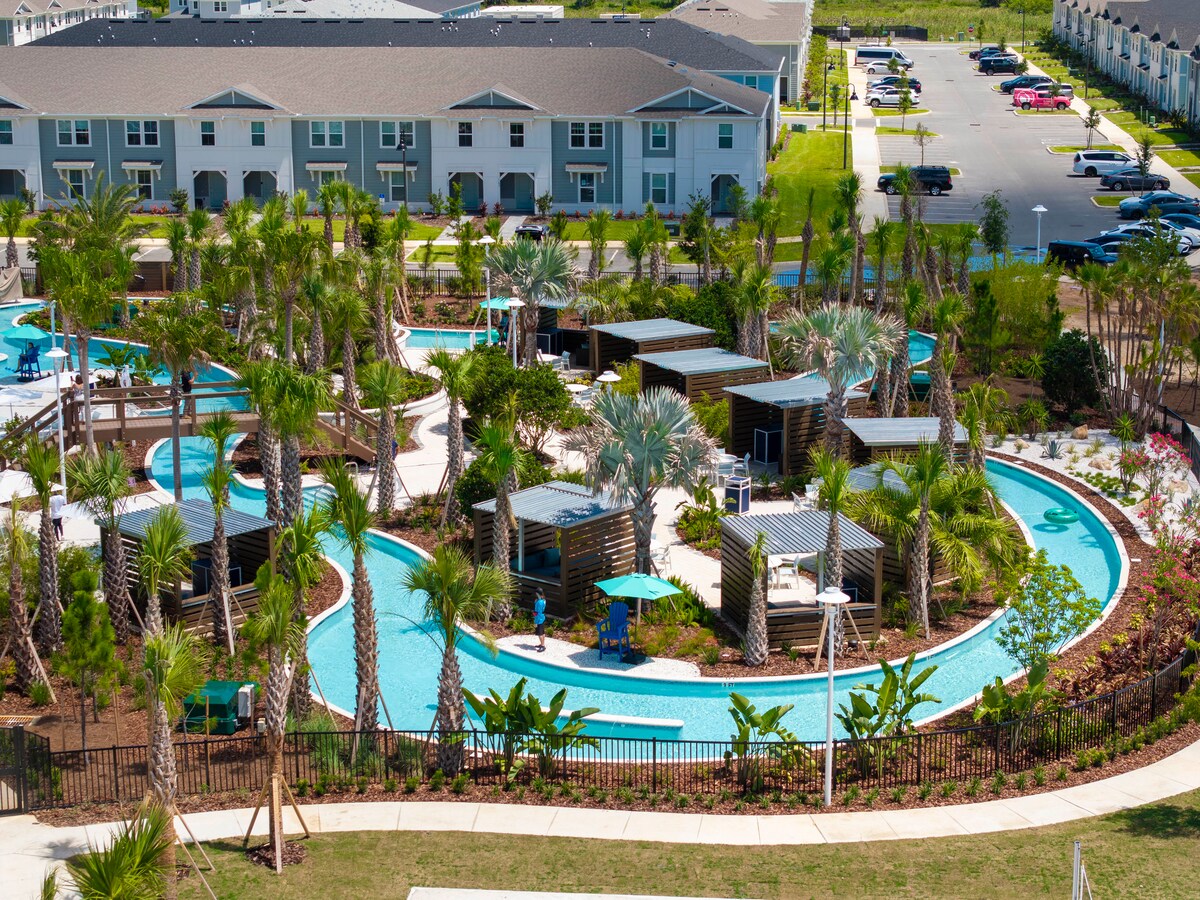 Brand NEW 7 BD @ Windsor Cay, Pool,Game Room 16233 - Houses for