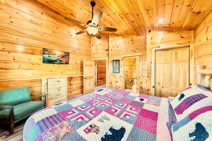 宁静的度假屋，景色迷人，配备全套卫生间，增加隐私。