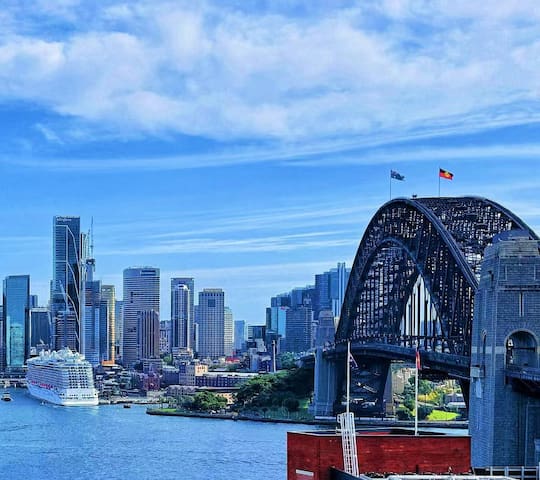Sydney Harbour Bridge+Opera House Views｜1 Car Park