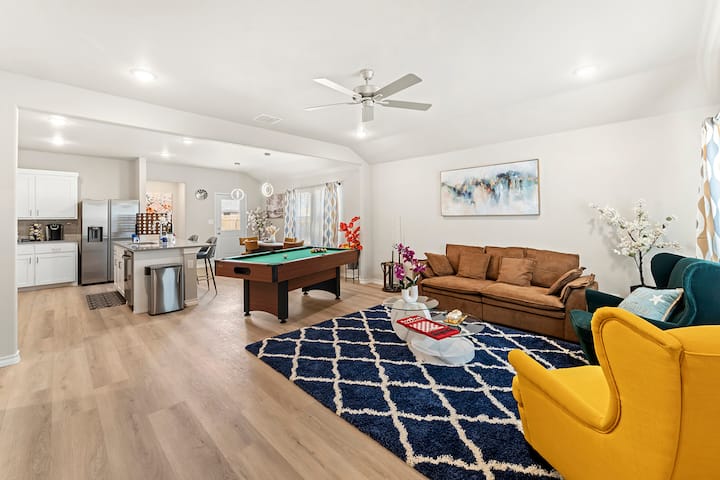 ÉLégant Nouv 3bd/2ba Lit King à 7 Min Detexas Tech - 拉巴克