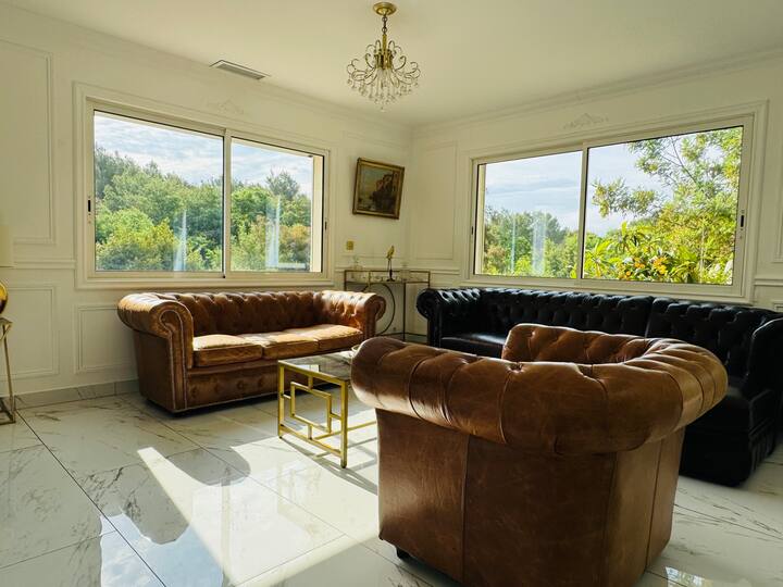 Très Grande Bastide, La Londe, Sur 1,6 Hectares - French Riviera