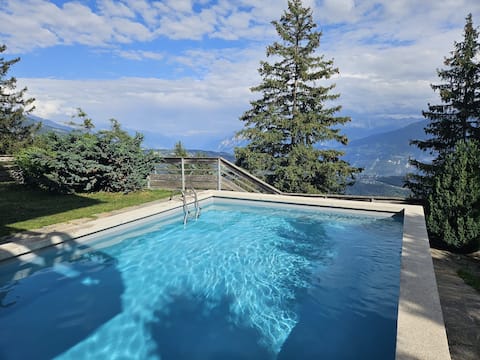 Chalet with terrace, balcony and pool! 180° view