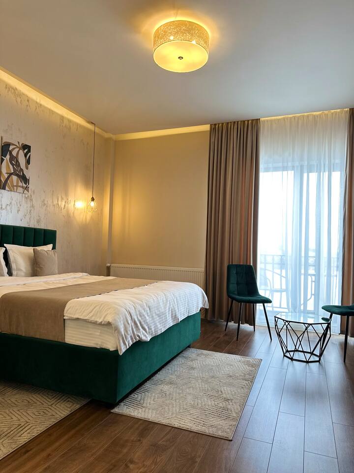 Camera Cu Jacuzzi Privat - Jina