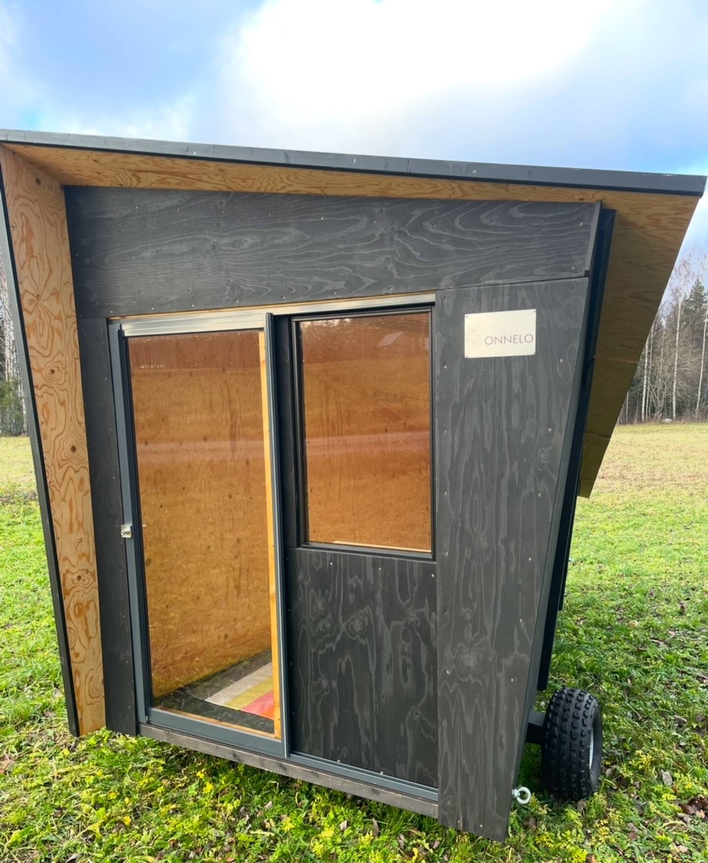 Mobiili Piharakennus Kartanolla 3