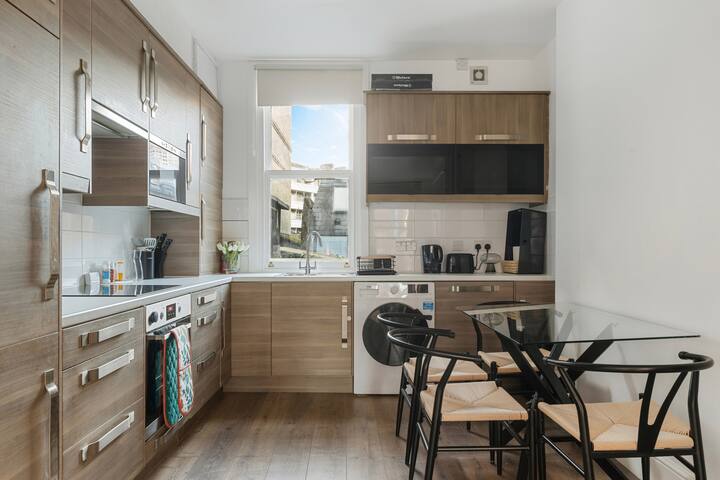 2Bed 3Bath Family Flat in SW1P / 6ppl gallery image 5