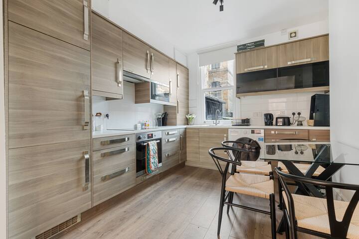 2Bed 3Bath Family Flat in SW1P / 6ppl gallery image 2