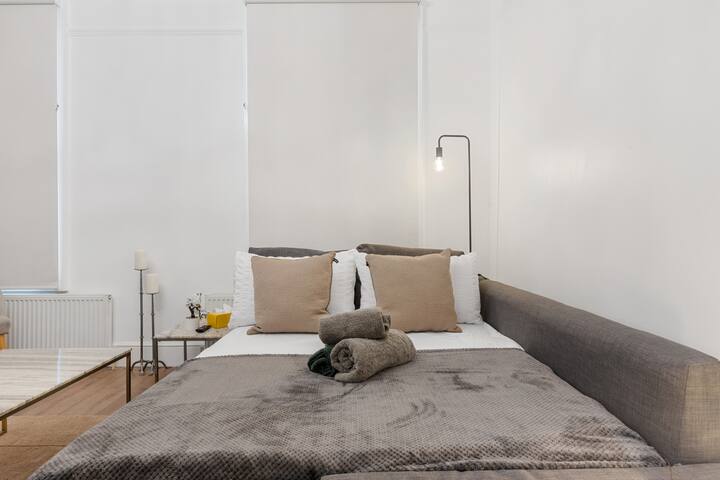 2Bed 3Bath Family Flat in SW1P / 6ppl gallery image 3