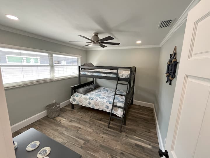 Krevat tek mbi krevat dopio "Full Bottom"