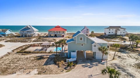 Sandy Dreaming | Private Beach Access + Gym + Pool