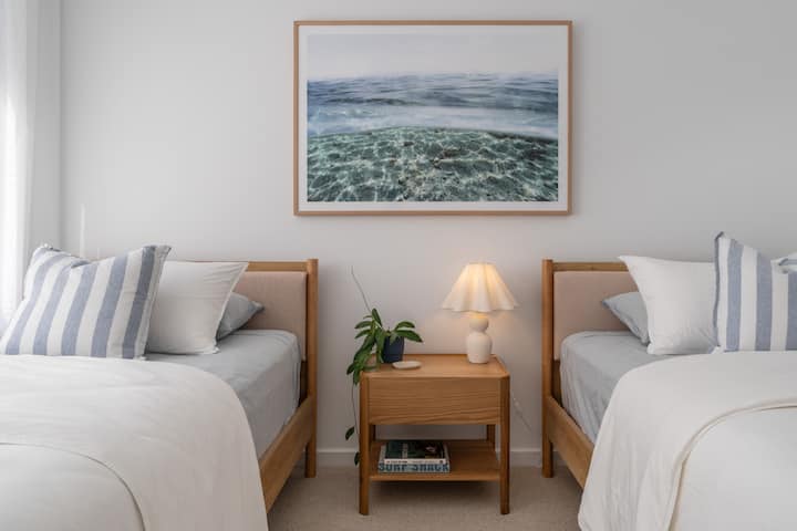 Два брачни кревета