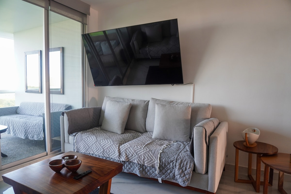 Popular Airbnb listing: Remodeled apartment + Vidanta Membership (optional) in Las Jarretaderas