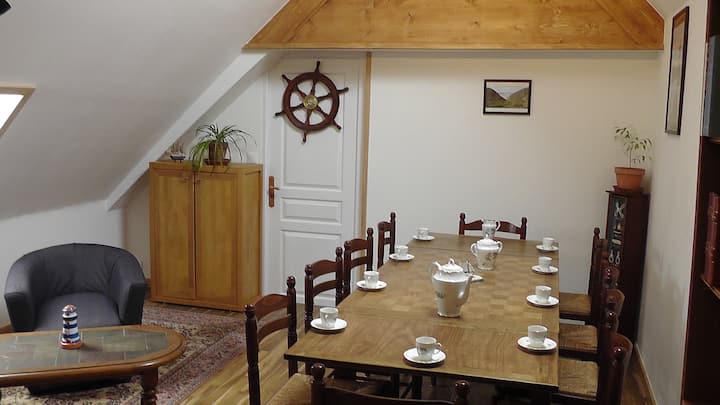 Gîte Idéalement Situé Avec Activités & Découvertes - Fougères