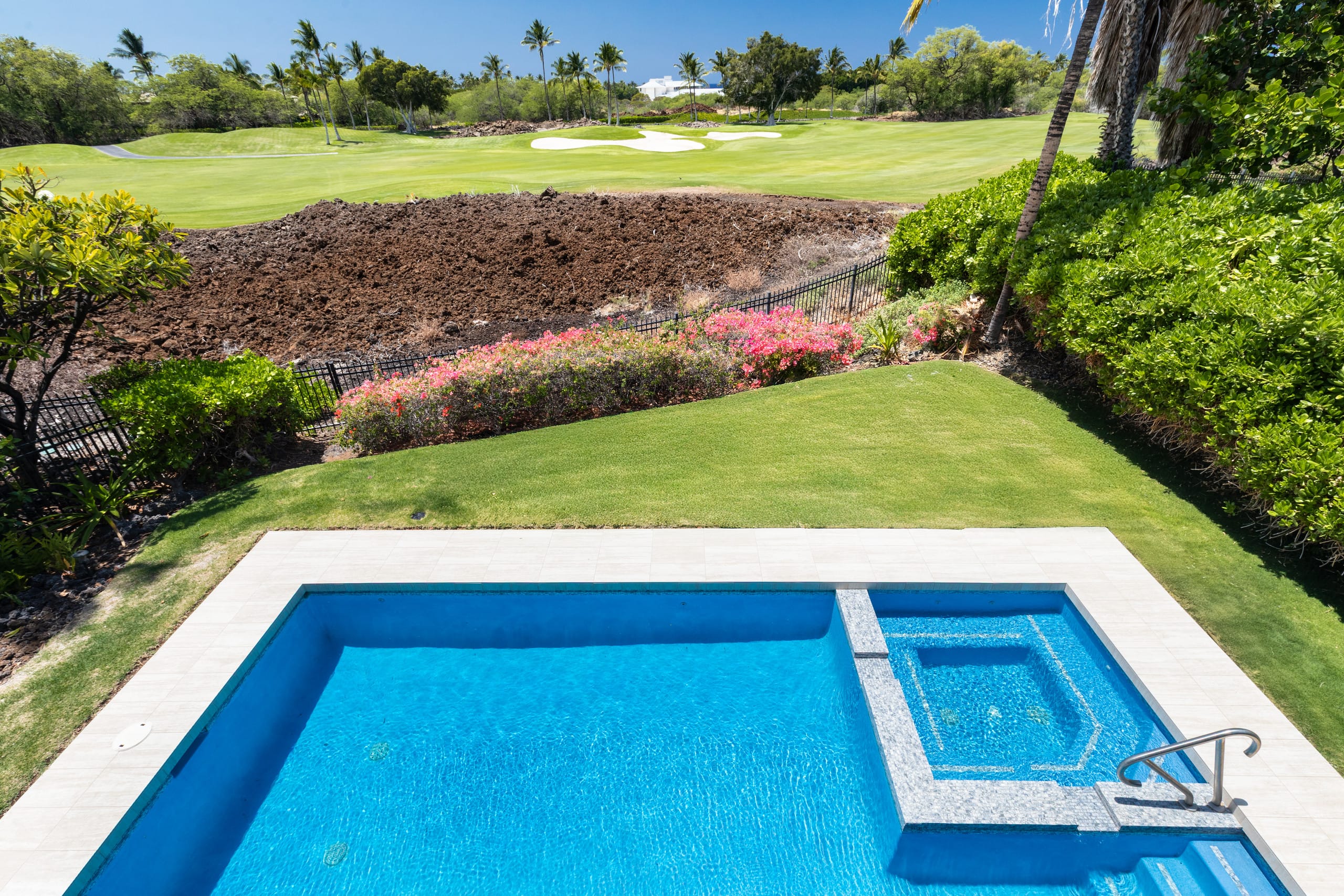 Home in Waimea · ★5.0 · 4 bedrooms · 6 beds · 3 baths - Image 45