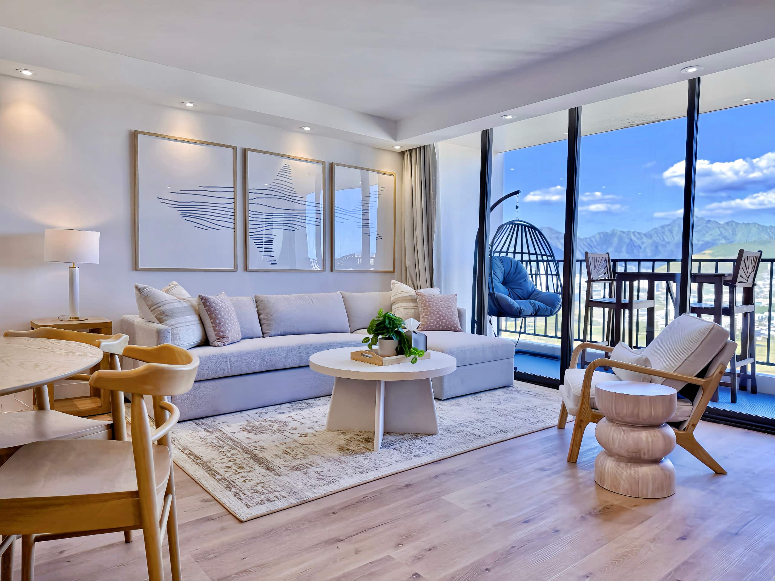 34FL-Upscale Mountain View 1BR-Waikiki w/Parking - Image 4