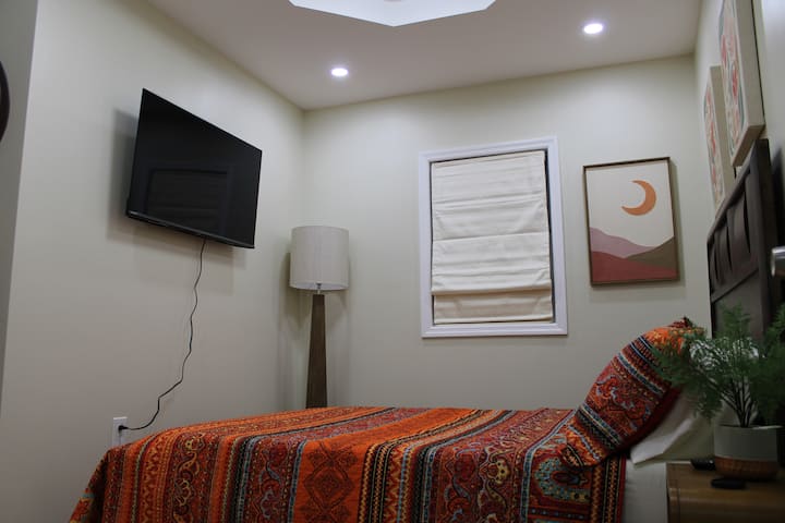 Chumba cha kitanda #2