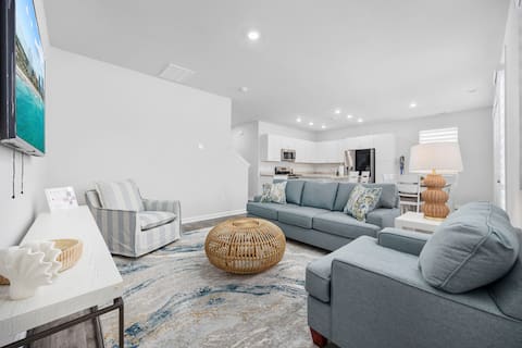 New! Family-Friendly-EV Charger-Near Golf & Beach