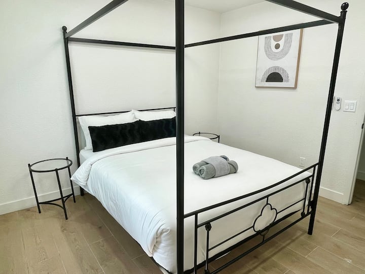 Спална соба 6