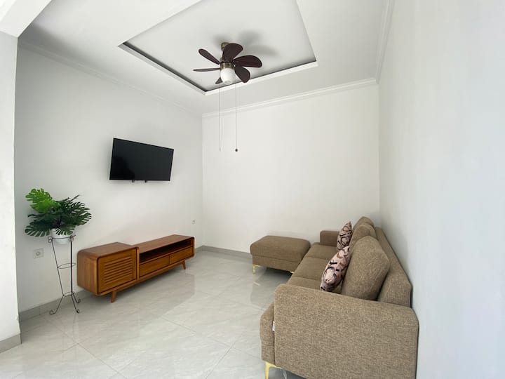 Peaceful Private Villa Near Lovina Beach - Buleleng