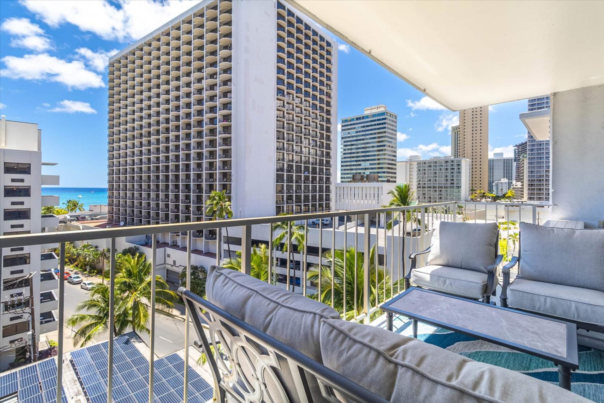 NEW Upgraded Condo, A/C, Oceanview + Parking - Image 35