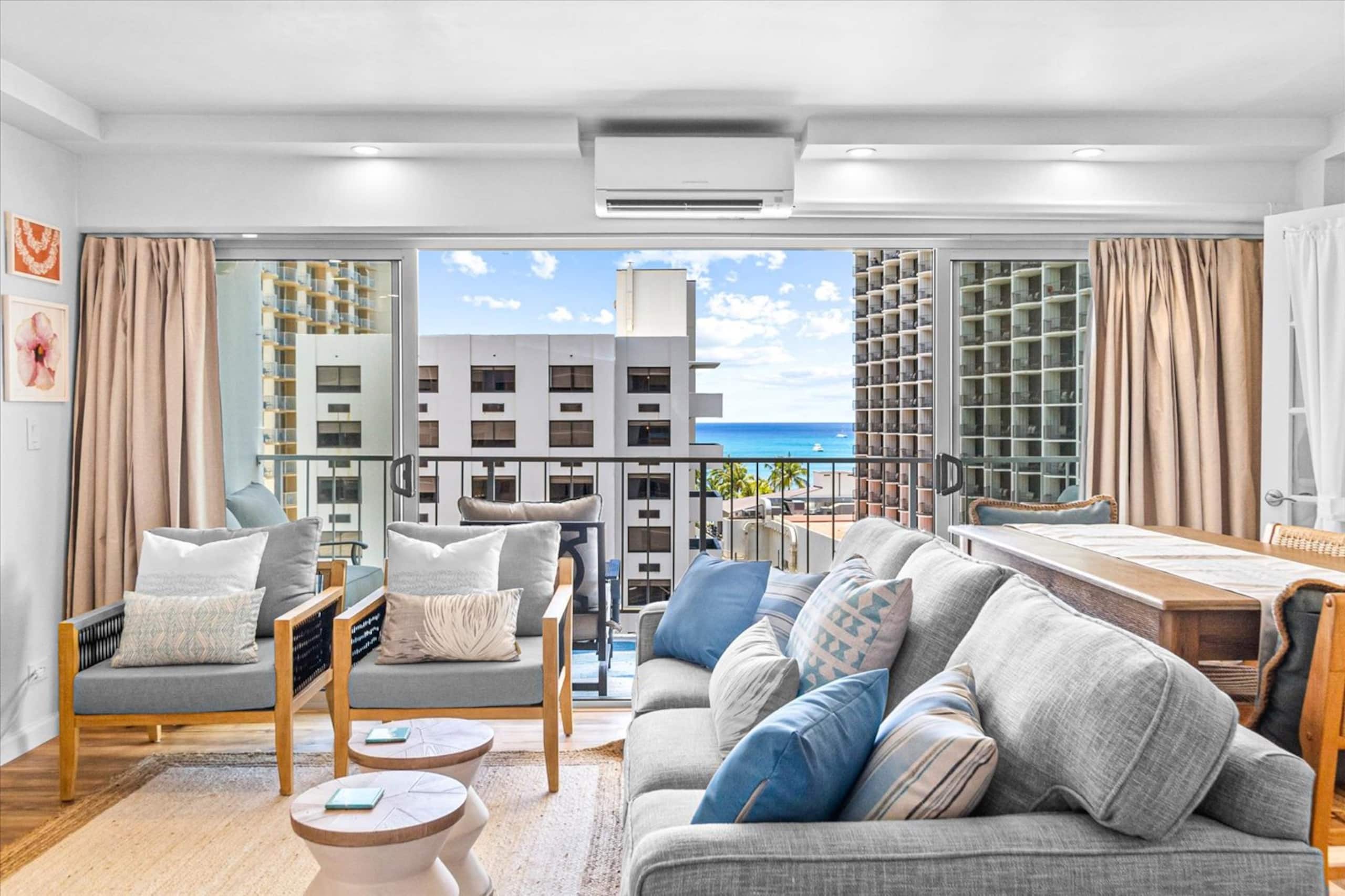 NEW Upgraded Condo, A/C, Oceanview + Parking - Image 10