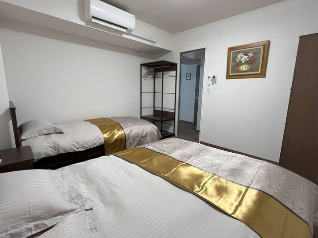 浅草寺まで徒歩８分の広くて静かな民泊（最大9名宿泊可能） gallery image 4