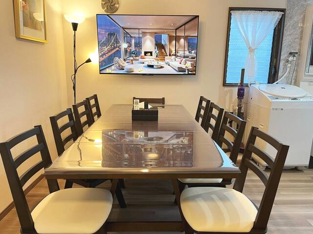 浅草寺まで徒歩８分の広くて静かな民泊（最大9名宿泊可能） gallery image 2