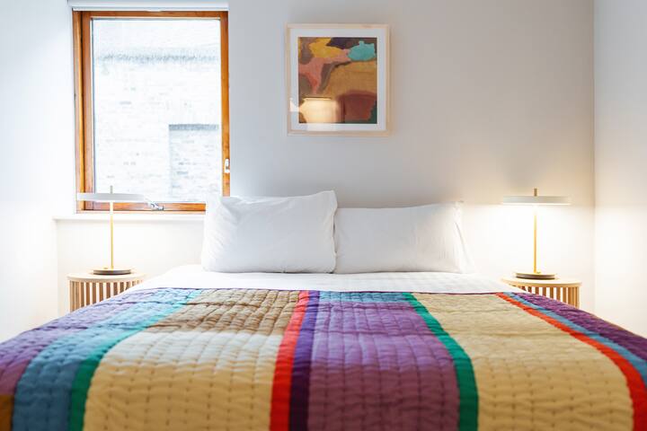 Cosy Downtown Apartment in a Prime Location gallery image 3