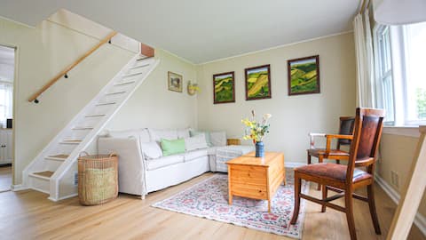 A Golden Nest -4 Beds -Entire House Near NYC/EWR