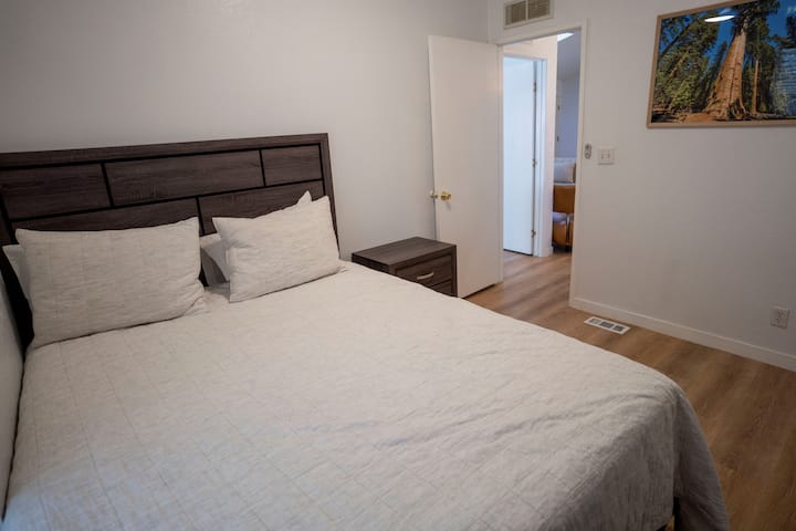 Hlavný dom - spálňa 2