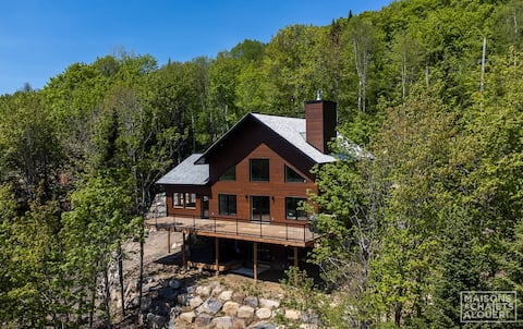 The Kanic | Private Spa | Fireplace | Estate | Bright