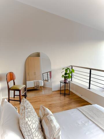 Hippo Cave Pent-House Apartment gallery image 4