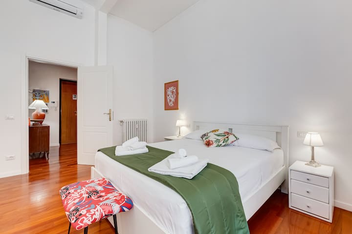 BMGA | Chic Family Apartment next to the Vatican