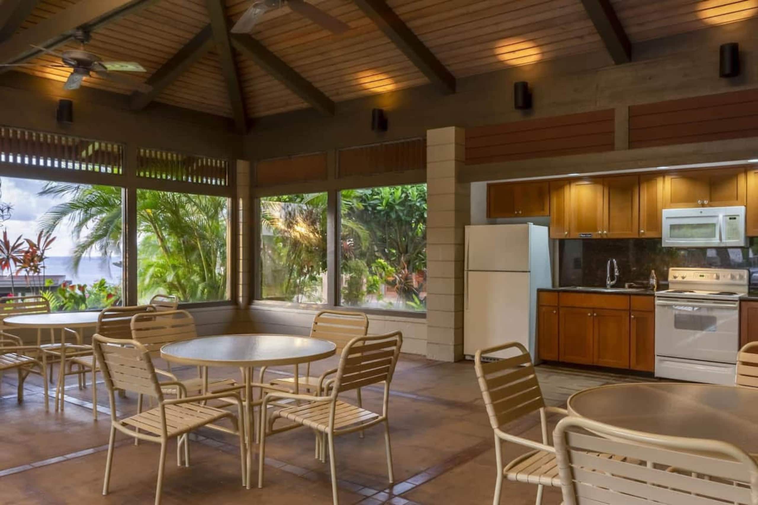 Townhouse in Kapalua · ★4.96 · 1 bedroom · 1 bed · 2 baths - Image 49